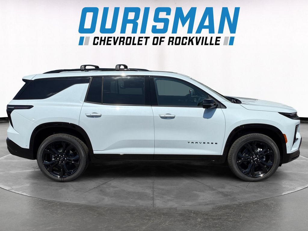 New 2027 Chevrolet Traverse RS FWD image 7
