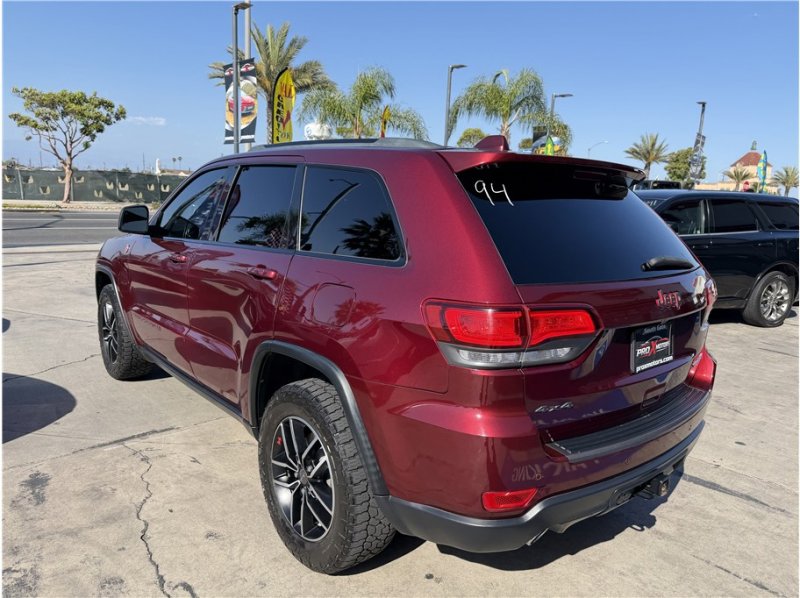Used 2020 Jeep Grand Cherokee Trailhawk AWD/4WD image 4
