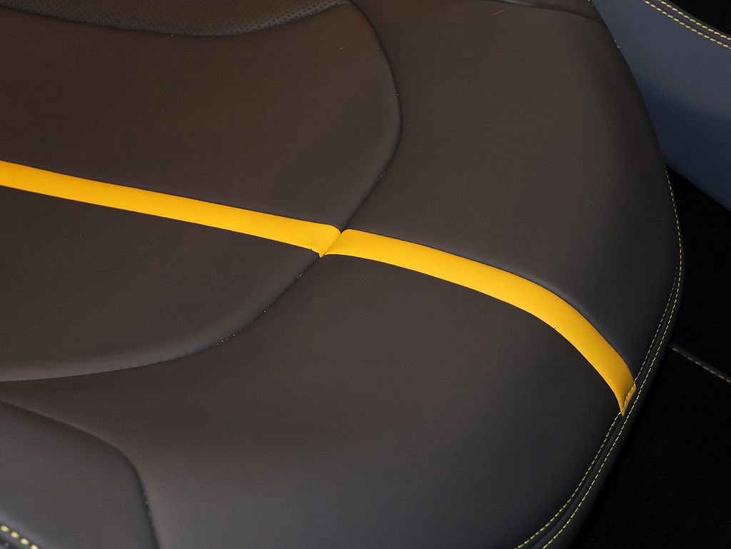 Certified 2021 Ferrari F8 Tributo image 42