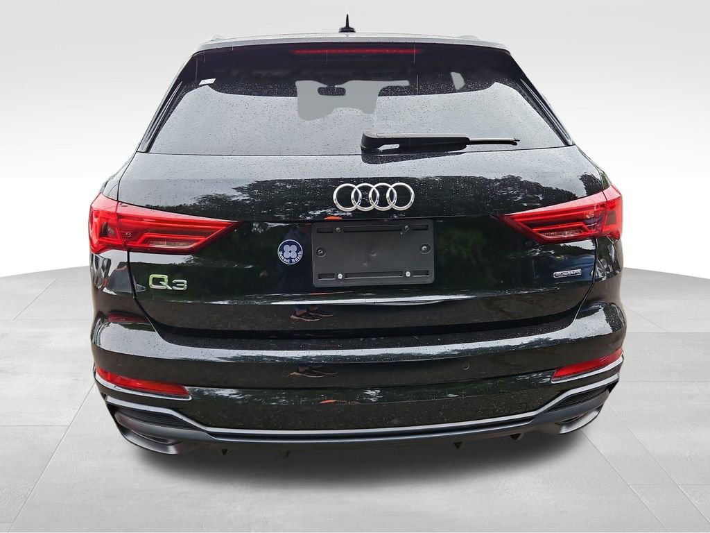Used 2022 Audi Q3 2.0T Premium w/ Convenience Package AWD/4WD image 6