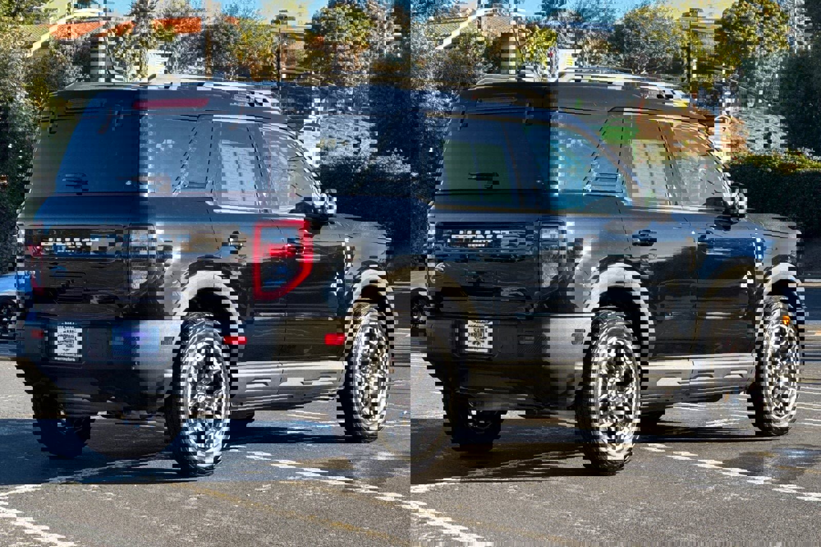 Certified 2025 Ford Bronco Sport Outer Banks w/ Outer Banks Tech Package+ image 4