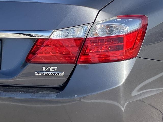 Used 2015 Honda Accord Touring image 6