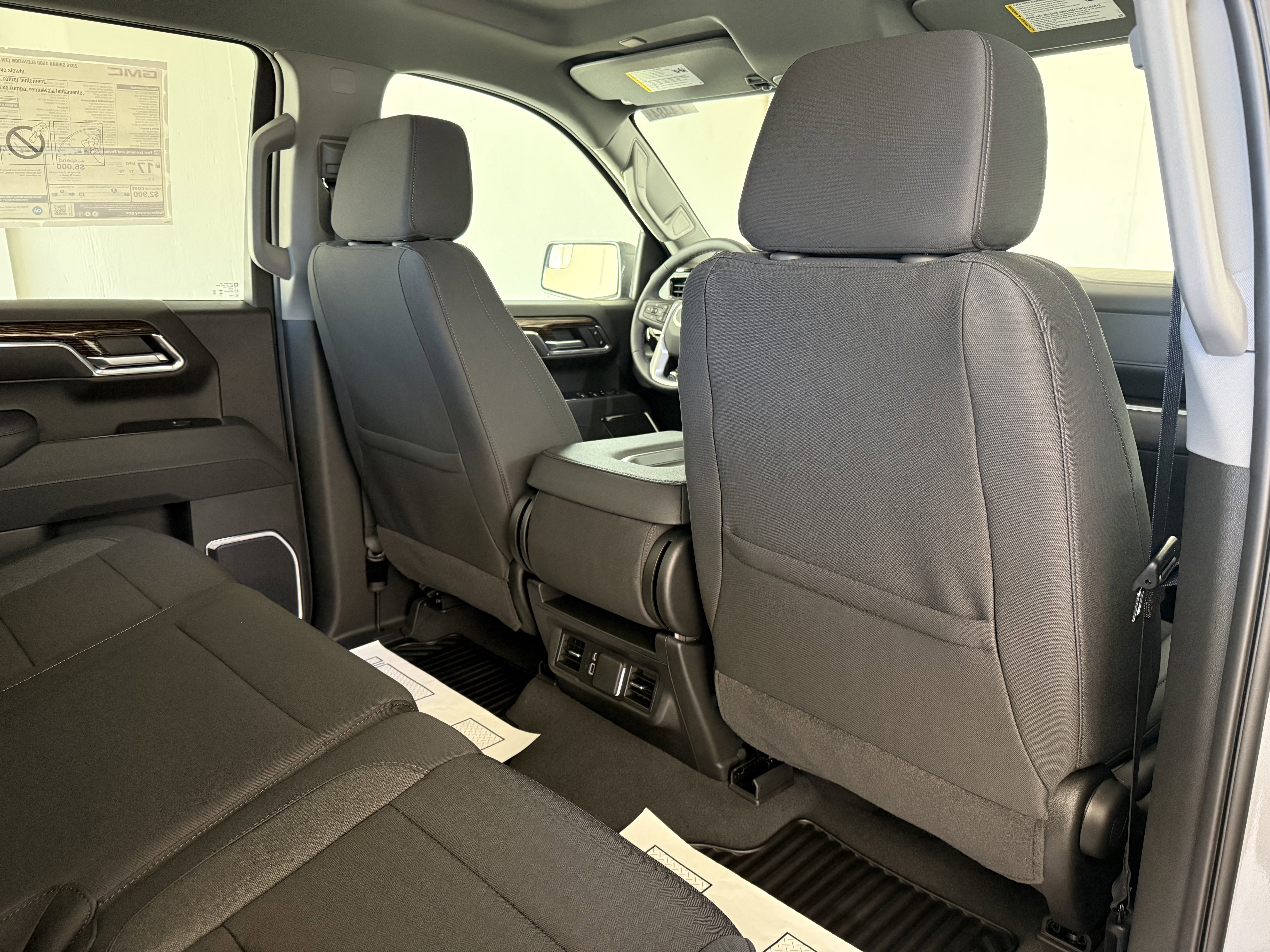 New 2026 GMC Sierra 1500 Elevation image 38