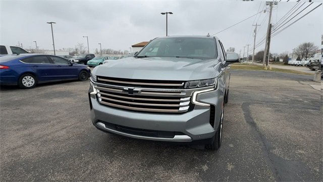 Used 2024 Chevrolet Tahoe High Country w/ Advanced Technology Package image 3