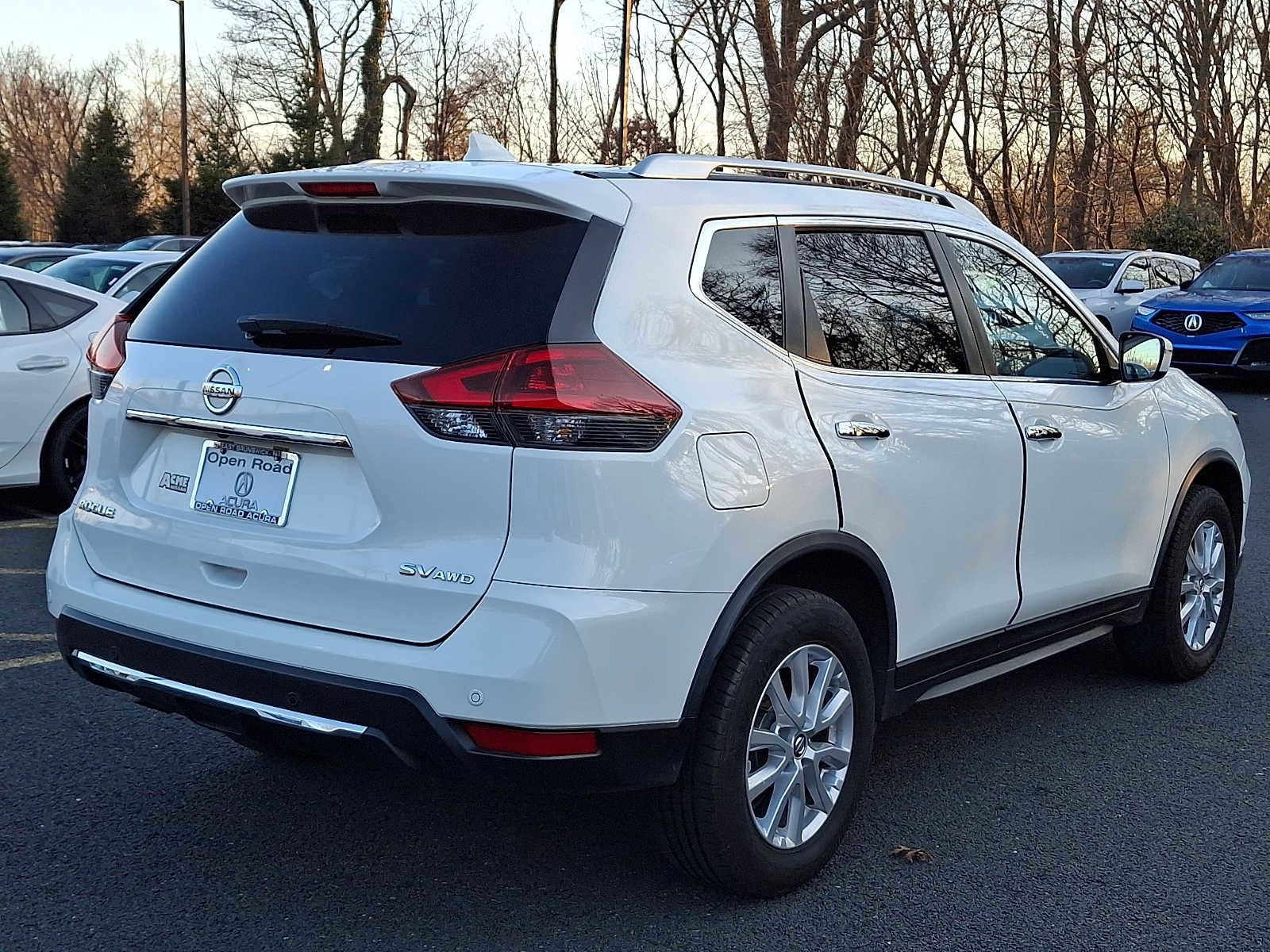 Used 2020 Nissan Rogue SV image 6