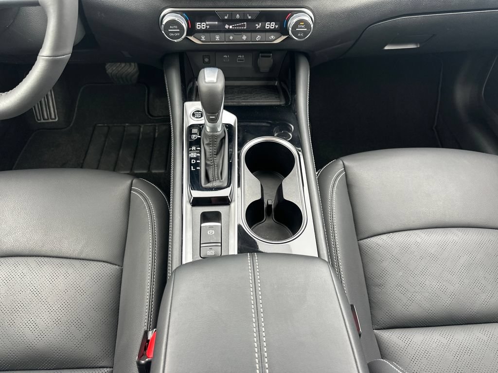New 2025 Nissan Altima 2.5 SL AWD/4WD image 25