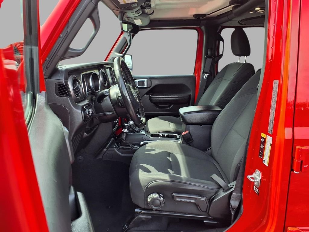 Used 2021 Jeep Gladiator Willys image 21