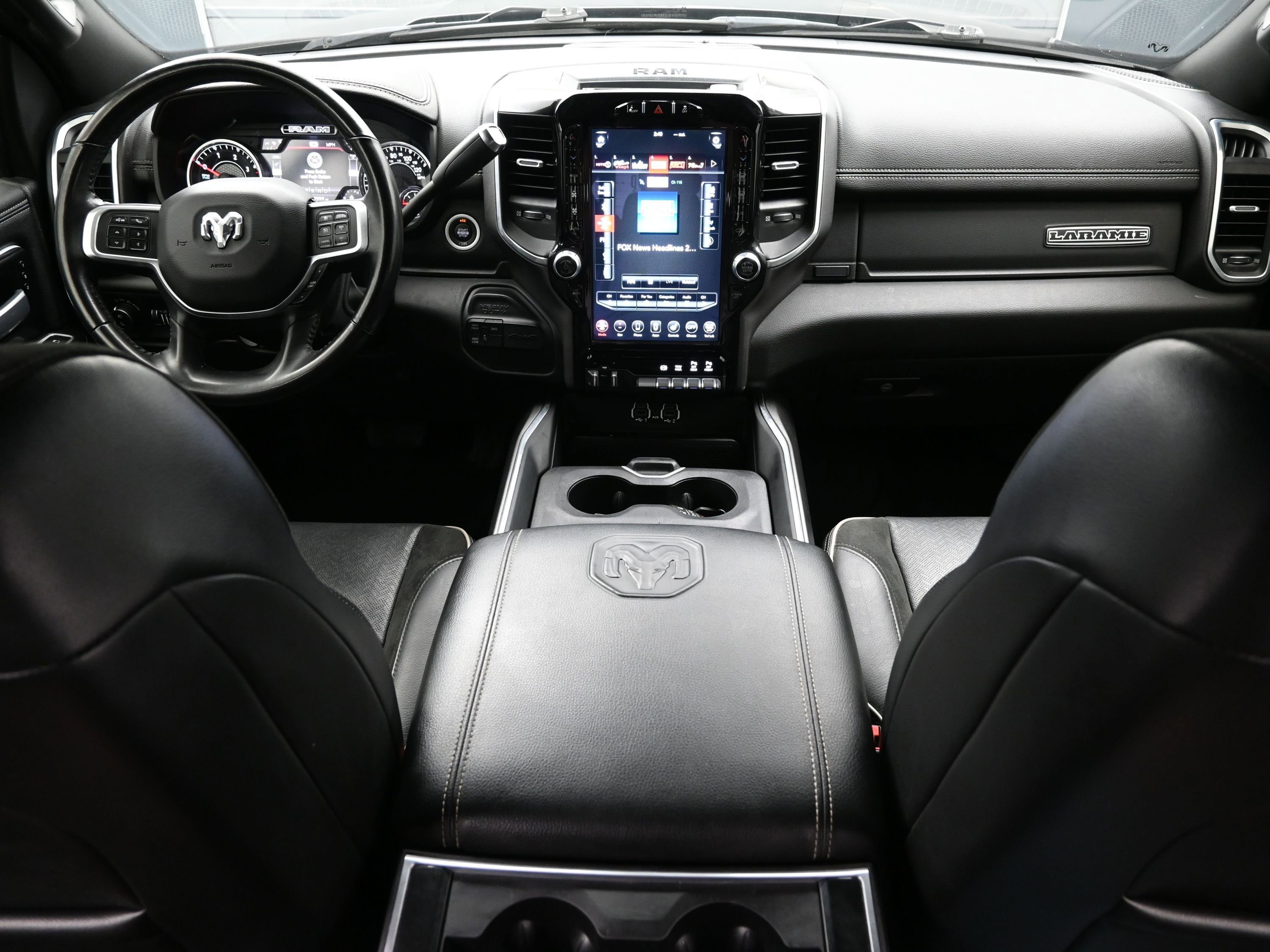 Used 2020 RAM 2500 Laramie w/ Night Edition image 14