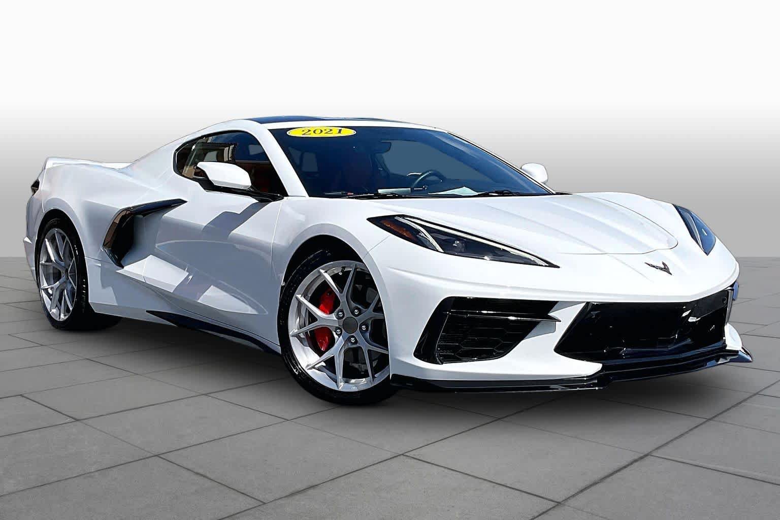 Certified 2021 Chevrolet Corvette Stingray Preferred Cpe w/ Engine Appearance Package RWD image 3