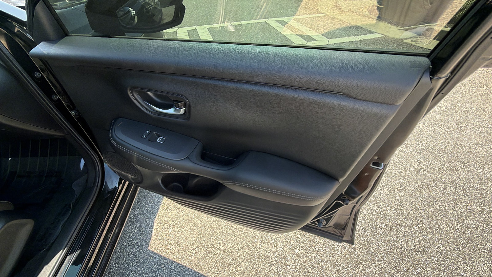 Used 2026 Honda HR-V EX-L image 18