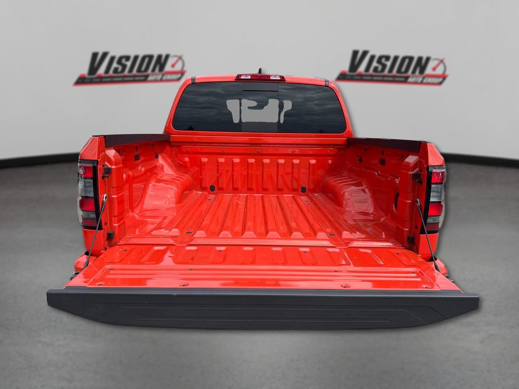 Certified 2025 Nissan Frontier PRO-4X image 11