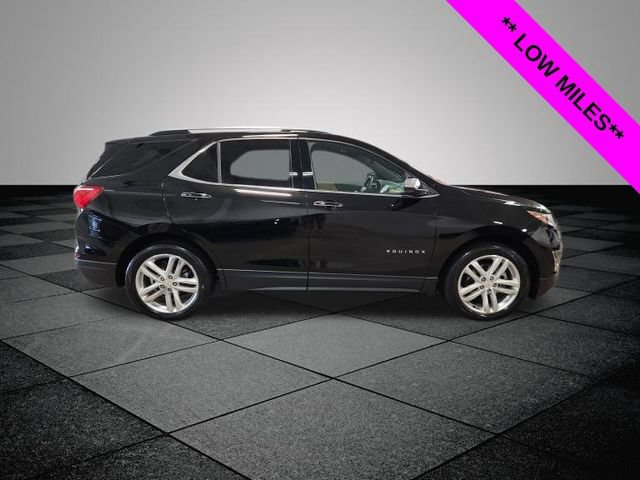 Used 2018 Chevrolet Equinox Premier AWD/4WD image 2