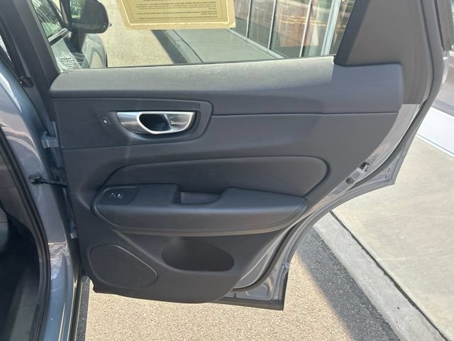 Certified 2024 Volvo XC60 B5 Plus w/ Protection Package Premier AWD/4WD image 11