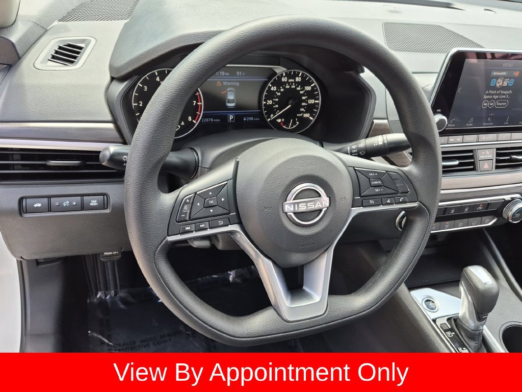 Used 2025 Nissan Altima 2.5 SV FWD image 22