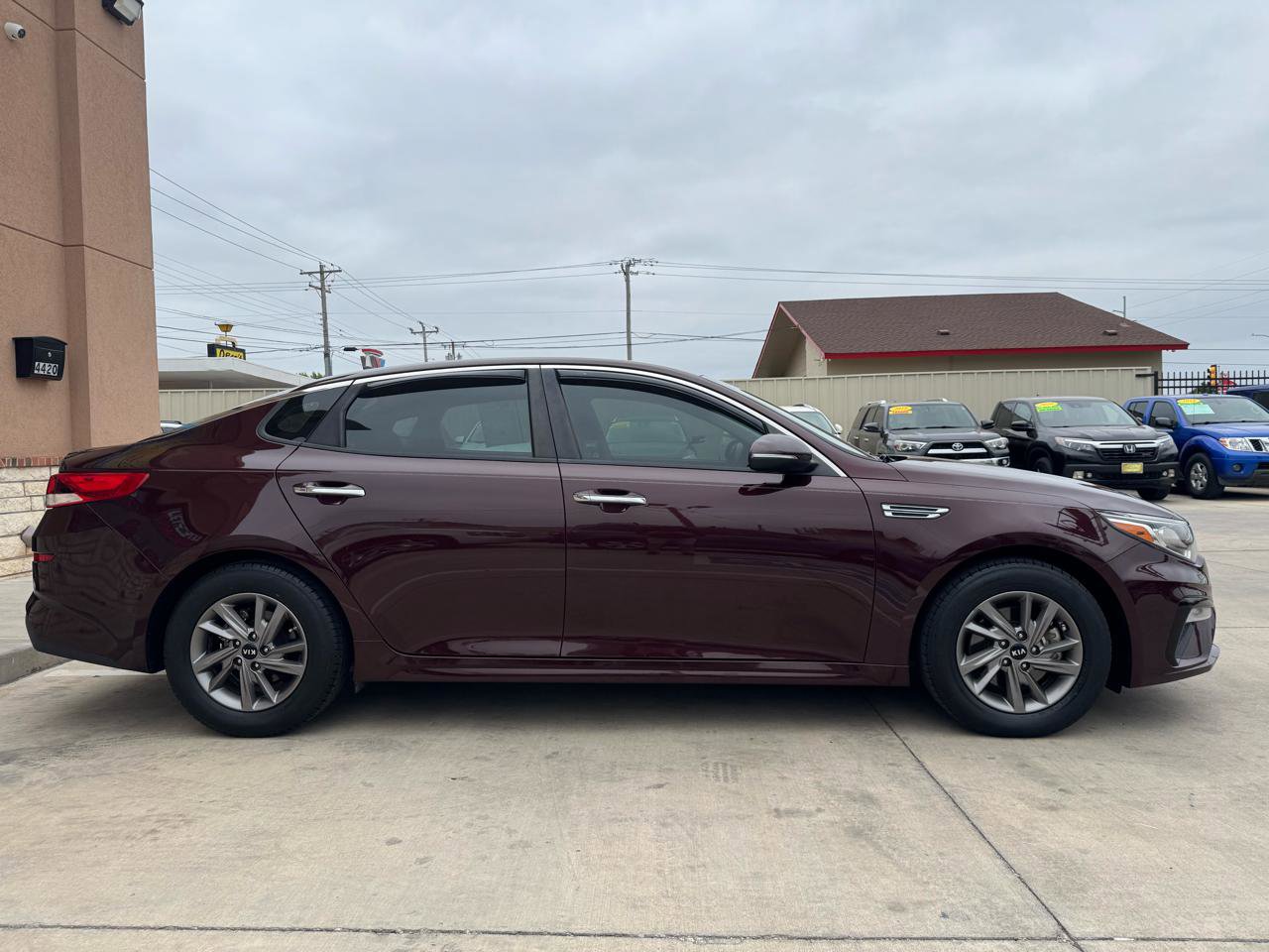 Used 2020 Kia Optima LX FWD image 3