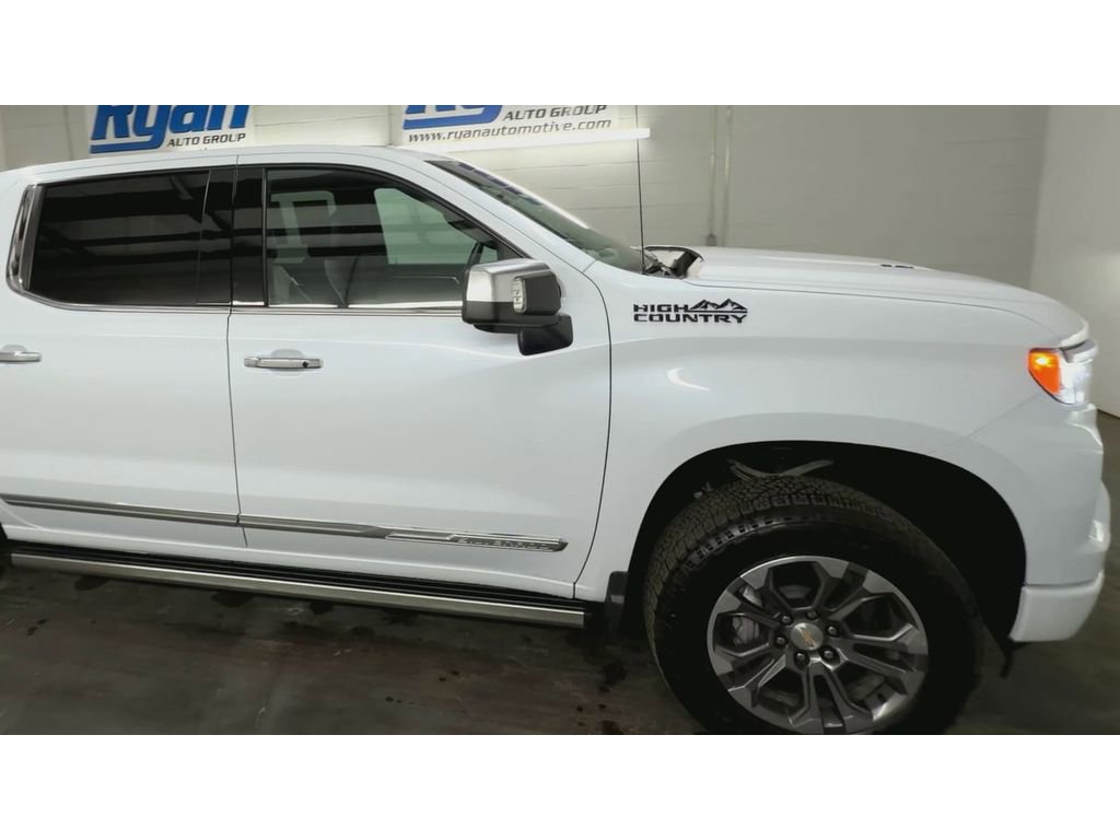 Used 2026 Chevrolet Silverado 1500 High Country w/ Technology Package image 2
