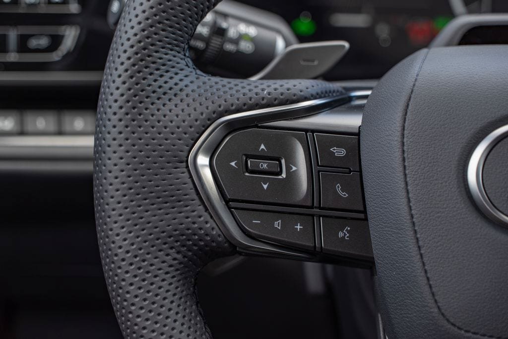 New 2026 Lexus TX 500h AWD w/ Technology Package image 25