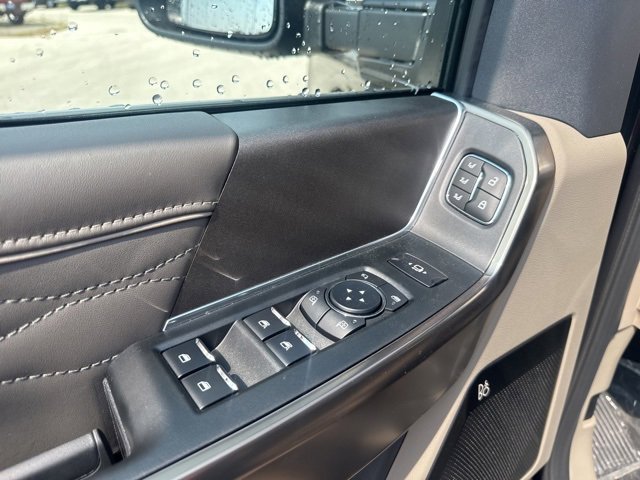 New 2025 Ford F350 Platinum image 28