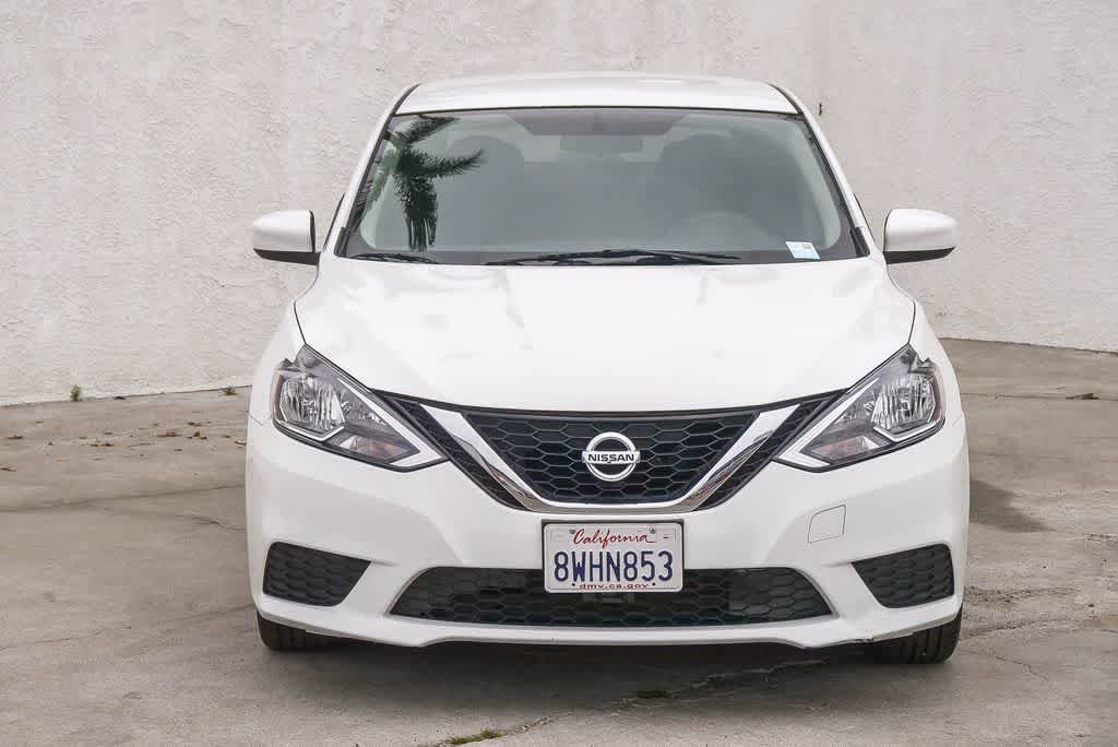 Used 2016 Nissan Sentra SV FWD image 2
