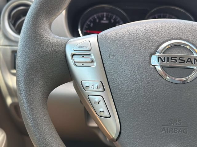 Used 2015 Nissan Versa SV FWD image 28