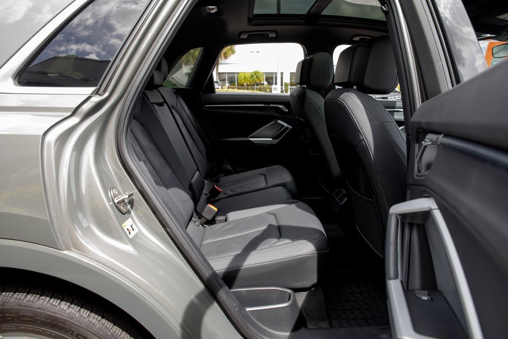 Used 2020 Audi Q3 2.0T Premium w/ Convenience Package image 48