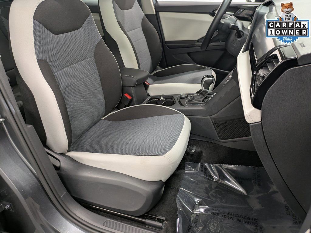 Used 2025 Volkswagen Taos S image 28