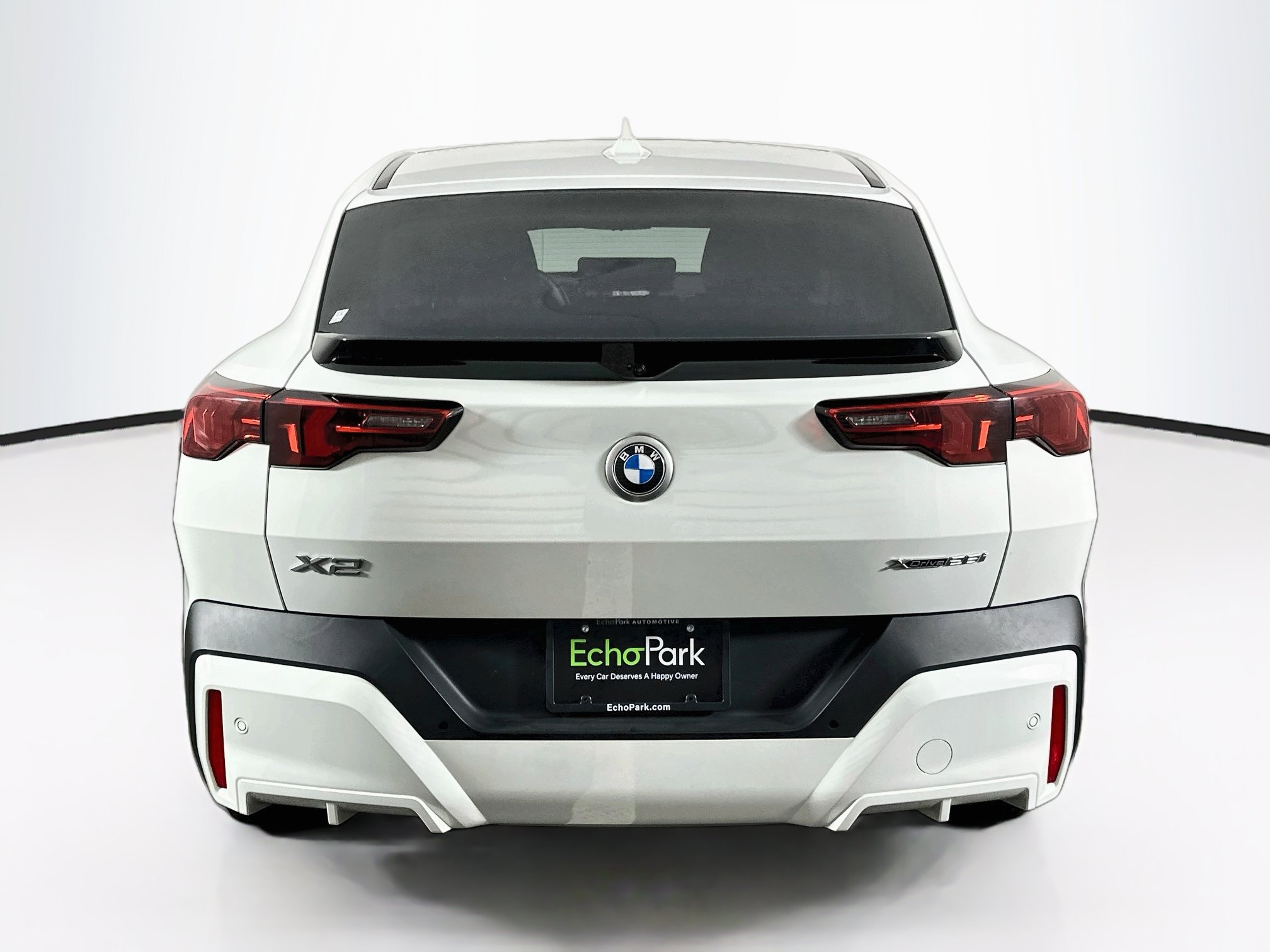 Used 2026 BMW X2 xDrive28i AWD/4WD image 7