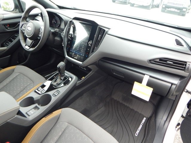 Certified 2025 Subaru Crosstrek 2.5i Sport w/ Crosstrek Mirror Package image 17