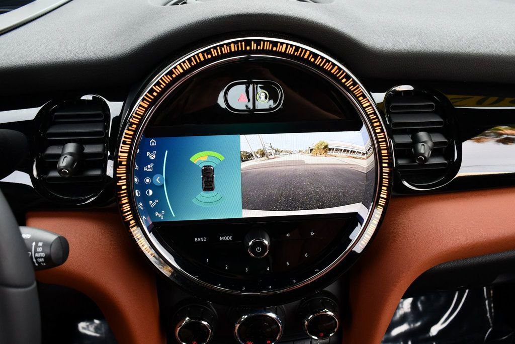 Used 2023 MINI Cooper S image 70