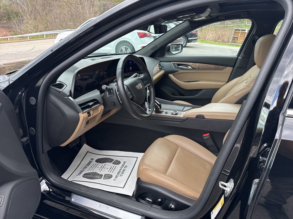 Used 2025 Cadillac CT5 Premium Luxury image 15