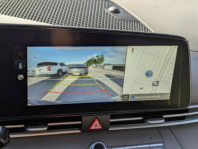 Certified 2025 Hyundai Elantra SEL FWD image 12