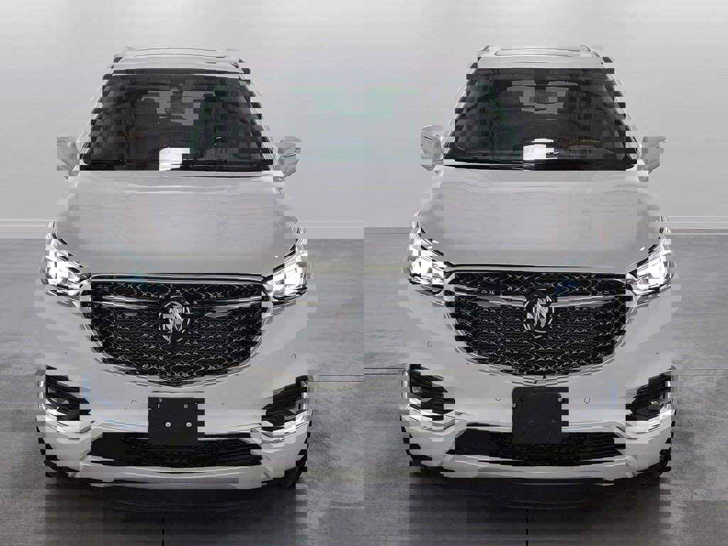 Used 2020 Buick Enclave Avenir w/ Avenir Technology Package image 3