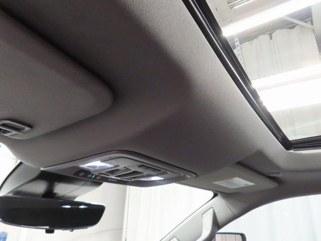 Used 2024 GMC Sierra 3500 Denali w/ Denali Reserve Package image 31