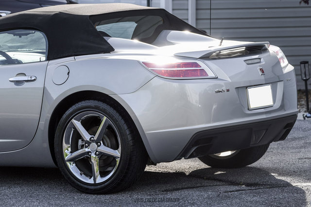 Used 2008 Saturn Sky Red Line RWD image 76