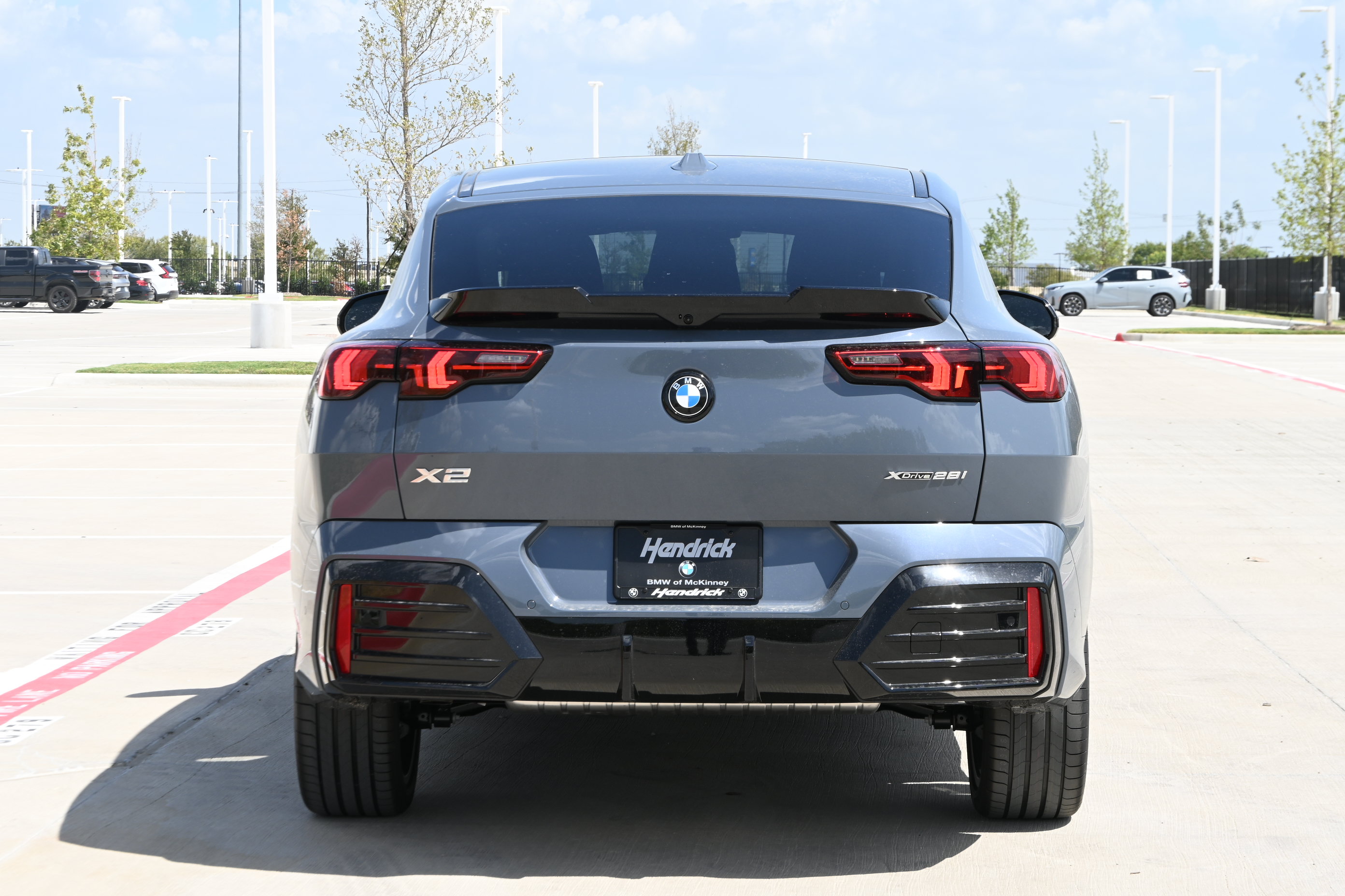 New 2027 BMW X2 xDrive28i AWD/4WD image 7