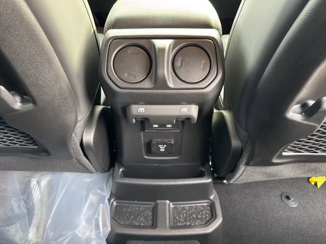 New 2025 Jeep Wrangler Unlimited Rubicon 392 image 21