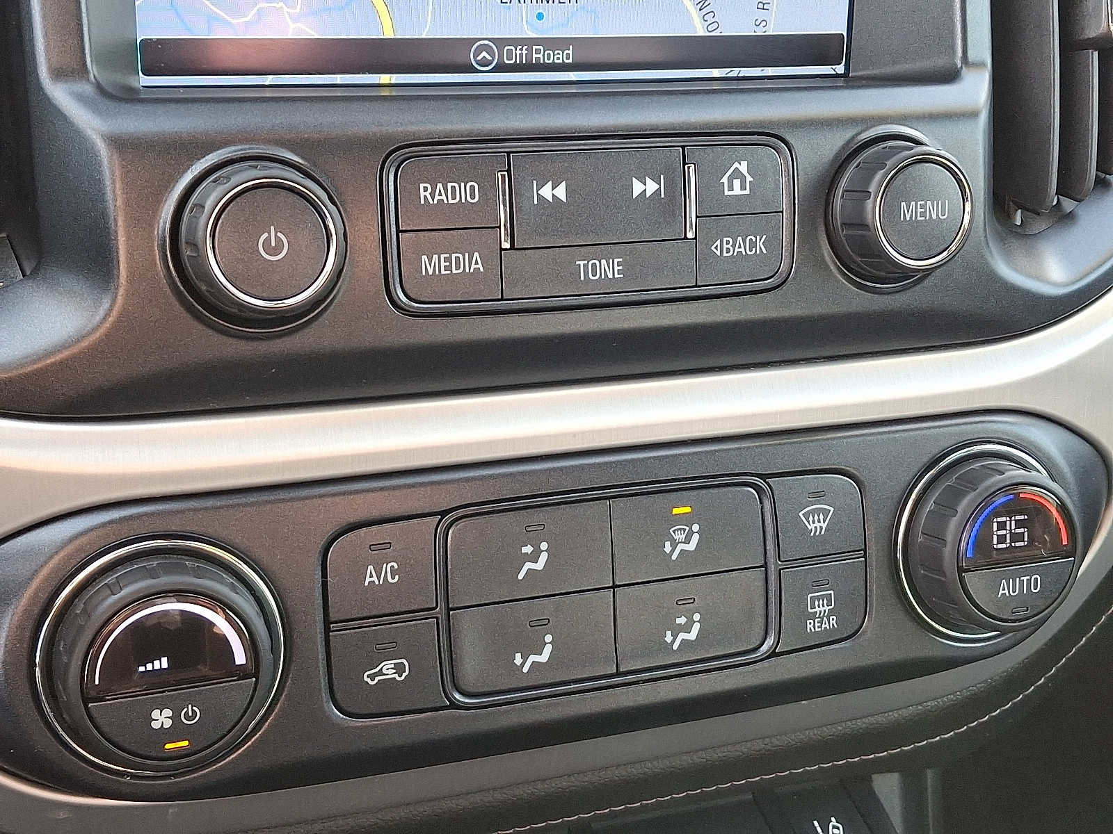 Used 2018 GMC Canyon SLT w/ Driver Alert Package image 15