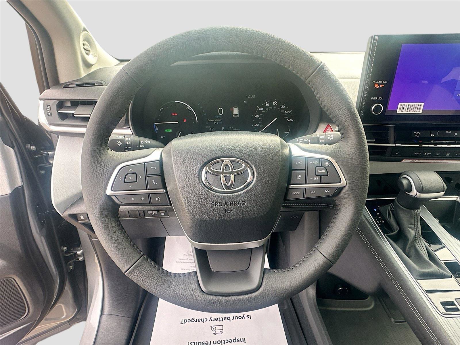 New 2026 Toyota Sienna XLE image 18