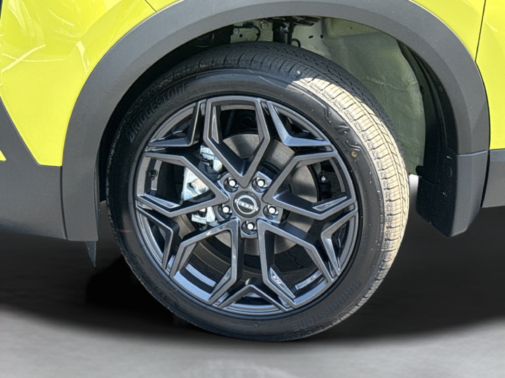 New 2026 Nissan Kicks SR FWD image 45