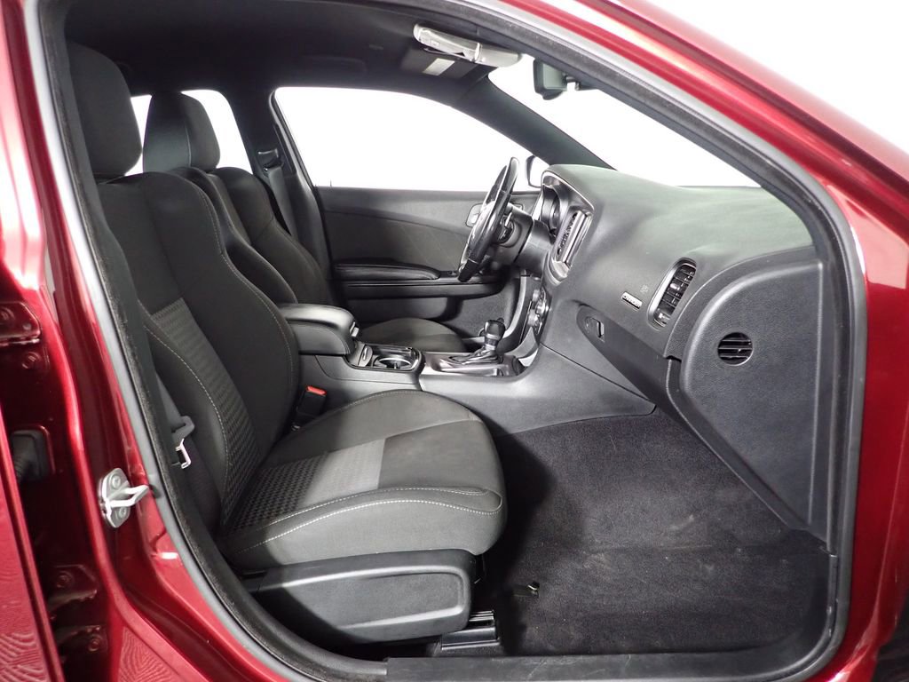 Used 2020 Dodge Charger GT w/ Blacktop Package image 32