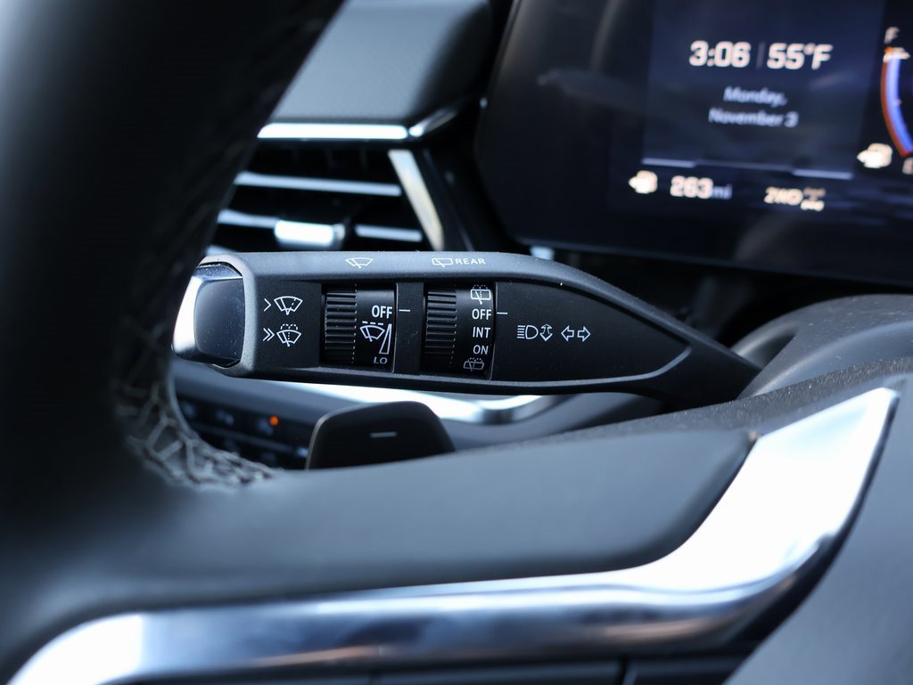 New 2025 Chevrolet Suburban Premier w/ Sun And Tow Package image 18