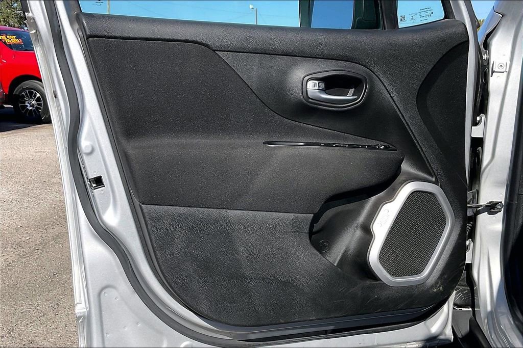 Used 2021 Jeep Renegade Sport AWD/4WD image 17