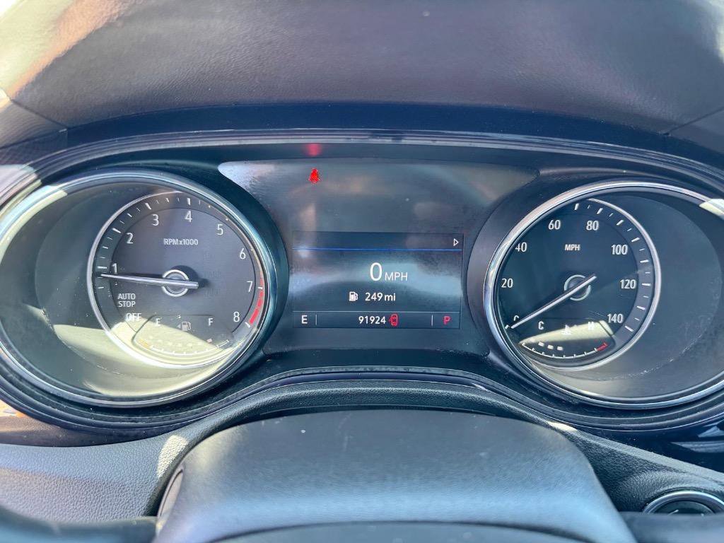 Used 2021 Buick Encore GX Preferred w/ Sport Touring Package image 16