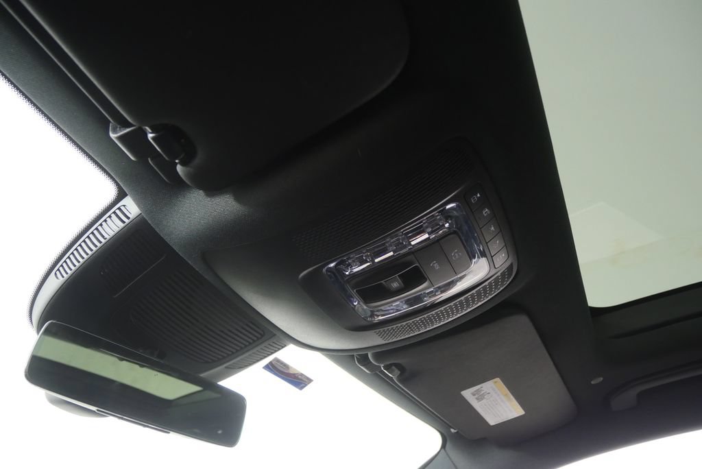 Used 2022 Mercedes-Benz GLS 450 4MATIC image 20