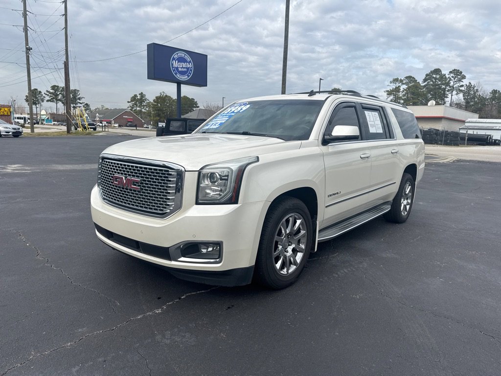 Used 2015 GMC Yukon XL Denali w/ Touring Package image 11