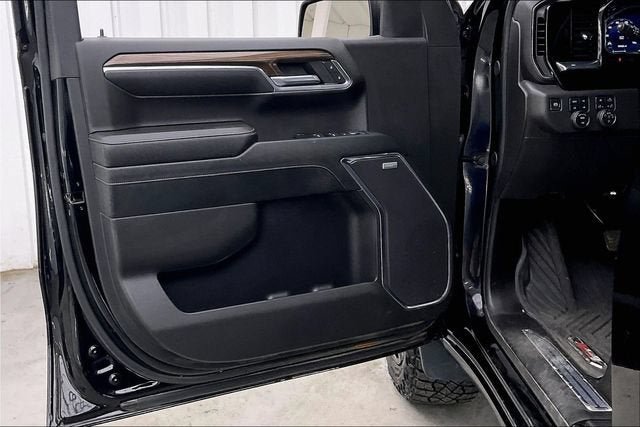 Certified 2024 Chevrolet Silverado 1500 LT Trail Boss w/ LT Trail Boss Premium Package AWD/4WD image 20