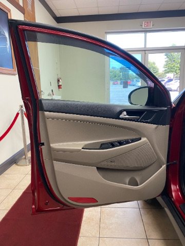 Used 2021 Hyundai Tucson Limited AWD/4WD image 8