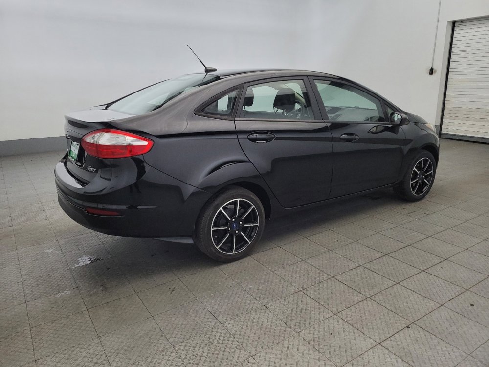 Used 2019 Ford Fiesta SE image 10