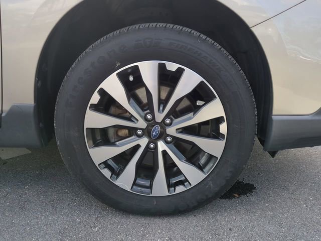 Used 2016 Subaru Outback 2.5i Limited AWD/4WD image 11