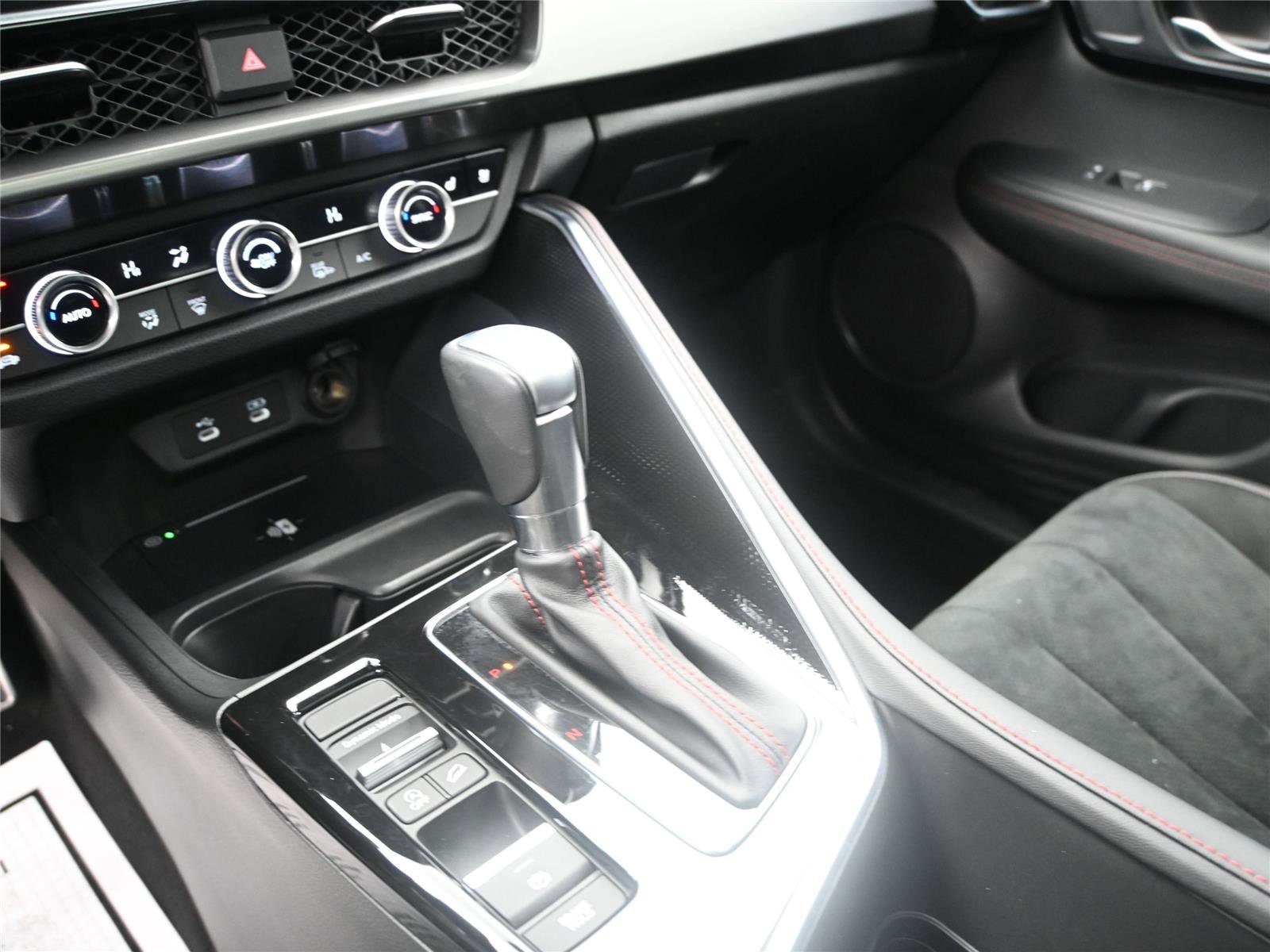 Certified 2025 Acura ADX A-Spec image 4